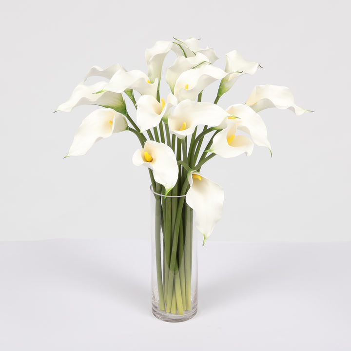 Artificial Calla Lily - White, bunch of 17 in glass vase