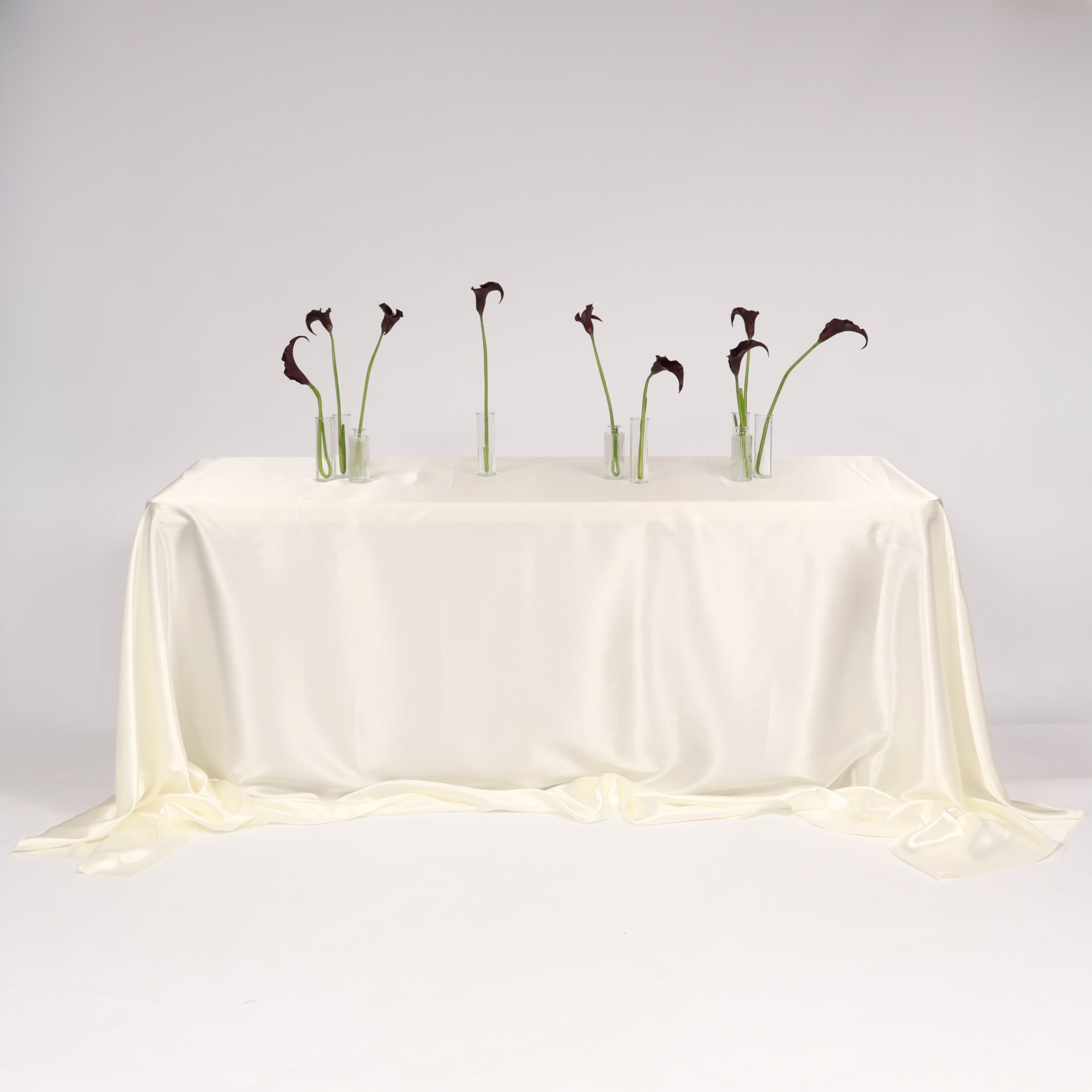 Satin and Velvet Tablecloths / Table Overlays