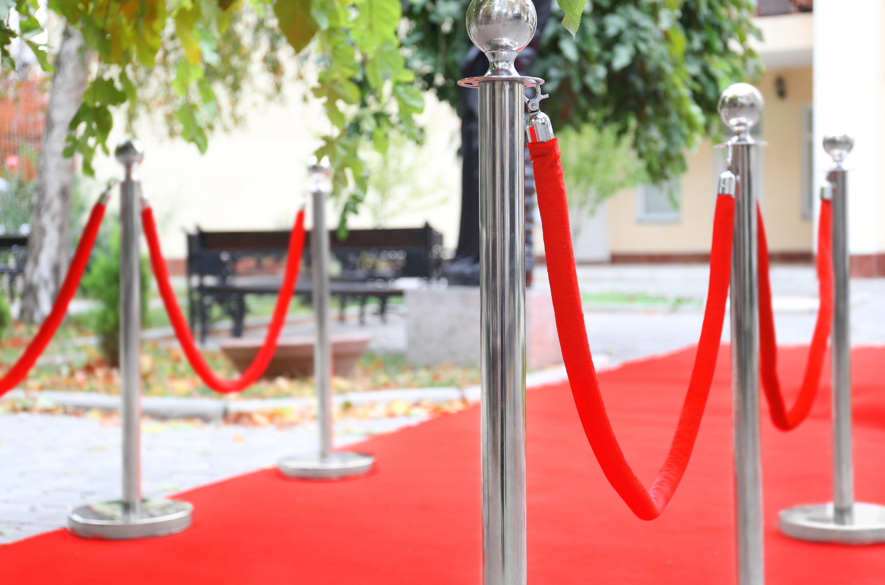 Bollards and Ropes – Luna Wedding & Event Supplies