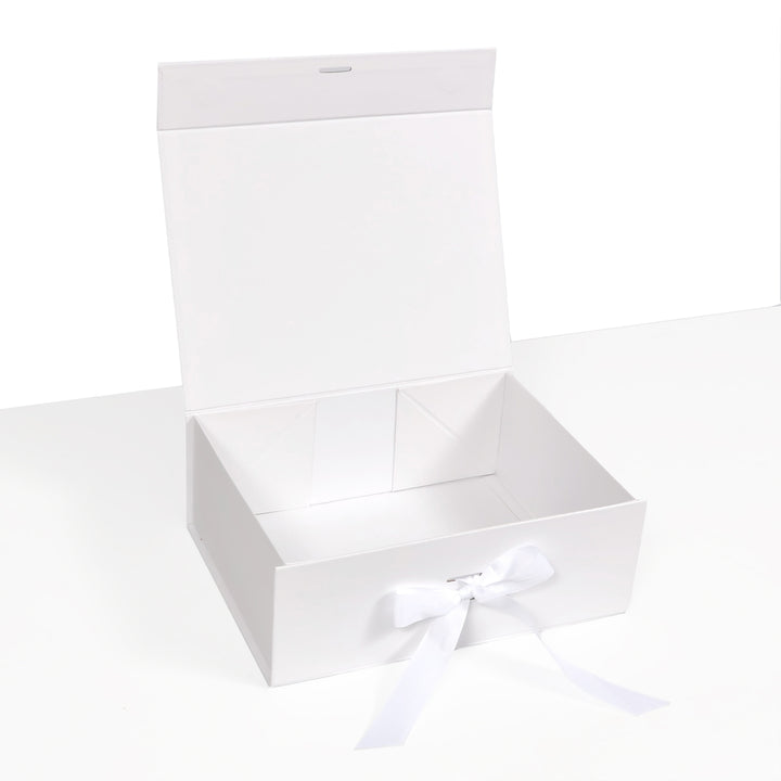 CLEARANCE Large Gift Box / Wedding Keepsake Box - White (29x22cm)