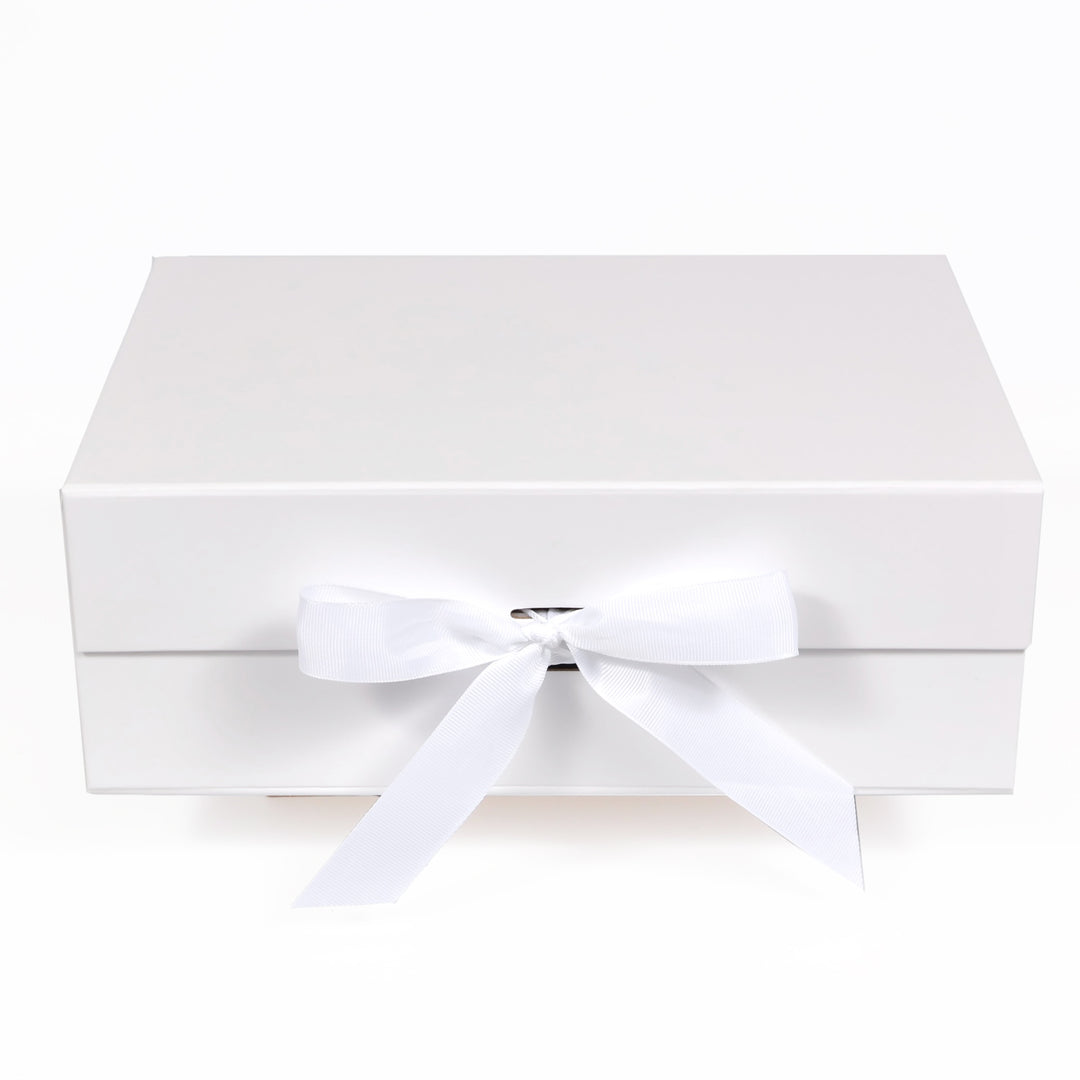 CLEARANCE Large Gift Box / Wedding Keepsake Box - White (29x22cm)
