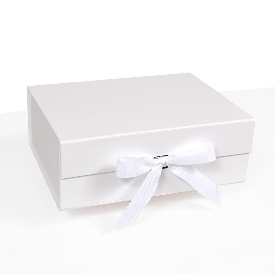 CLEARANCE Large Gift Box / Wedding Keepsake Box - White (29x22cm)