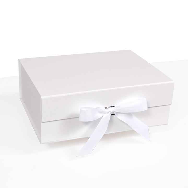 CLEARANCE Large Gift Box / Wedding Keepsake Box - White (29x22cm)