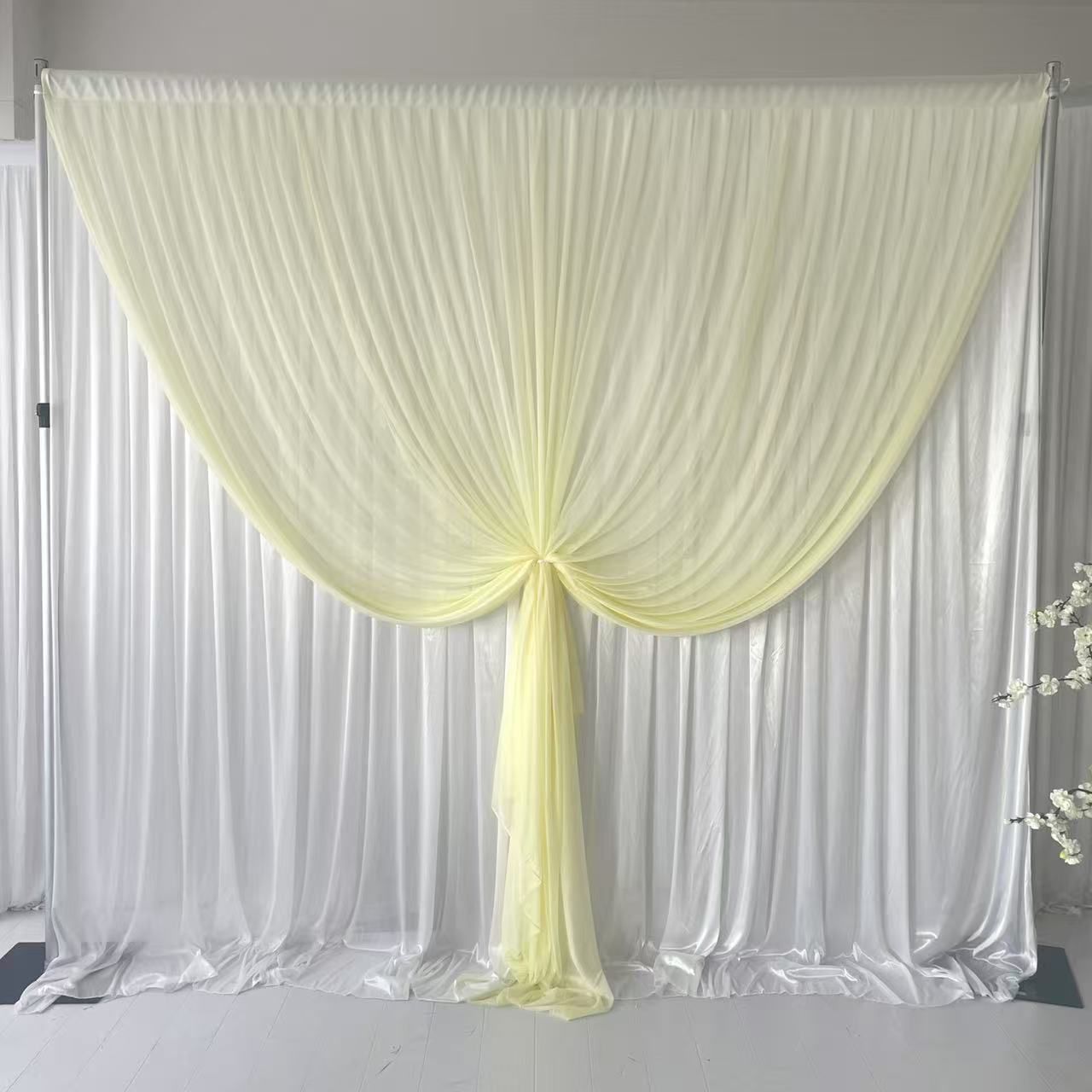 Clearance Wedding & Event Supplies